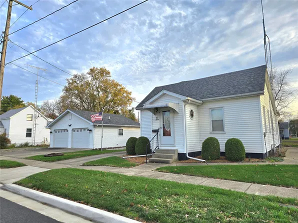 212 E Sargent St, Litchfield, IL 62056