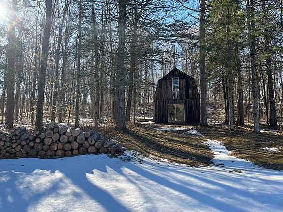 2nd image of 325 Lafaver Rd #1