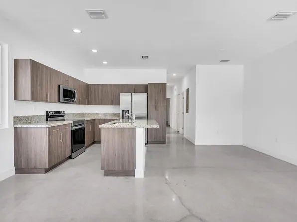 642 NW 15th Ave, Fort Lauderdale, FL 33311