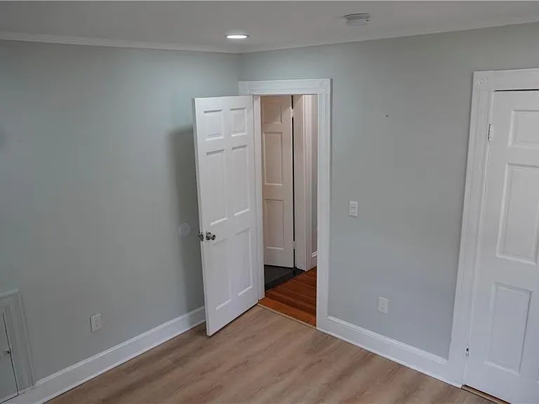1358 Narragansett Blvd — Photo 20