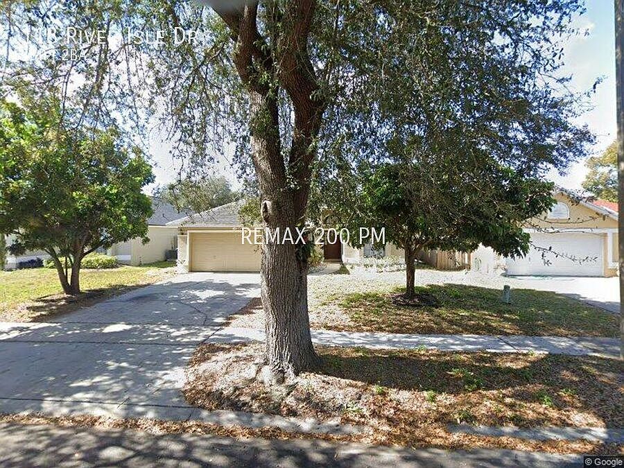 1st image of 118 River Isle Dr