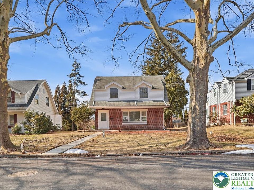 1st image of 935 Buttonwood St