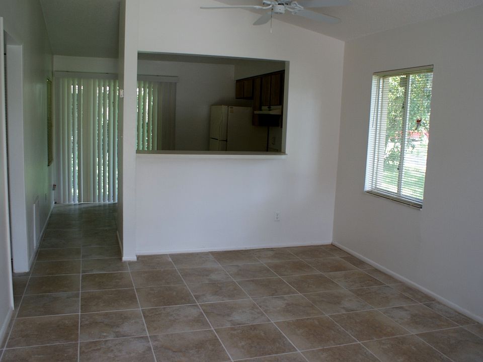 2nd image of 2542 Vale Ct