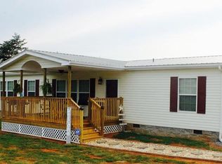 5529 Meadors Spur Rd, Moneta, VA 24121