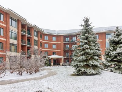 855 E 22nd St APT 317, Lombard, IL, 60148
