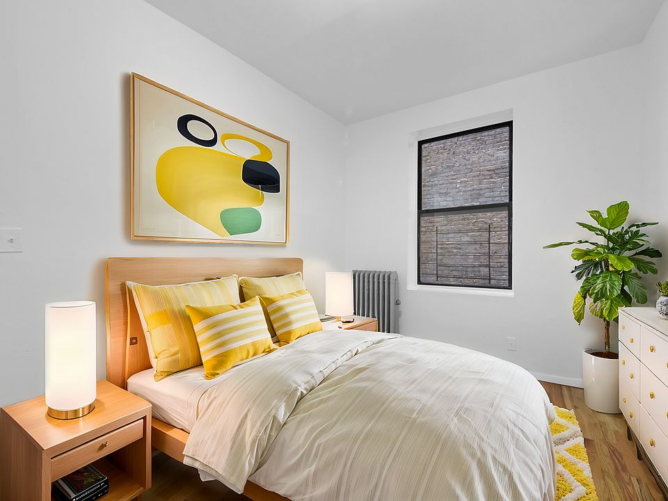 2nd image of 570 W 172nd St APT 2B