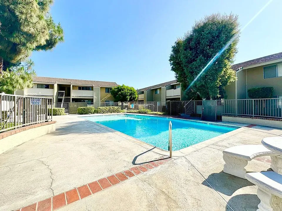 Buena Vista Apartments