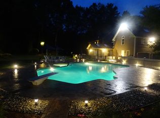 18 Hawthorne Rd, Windham, NH 03087