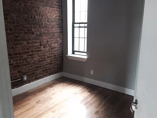 Rented by P Management | media 55