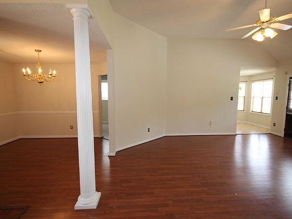 Living & Dining Area