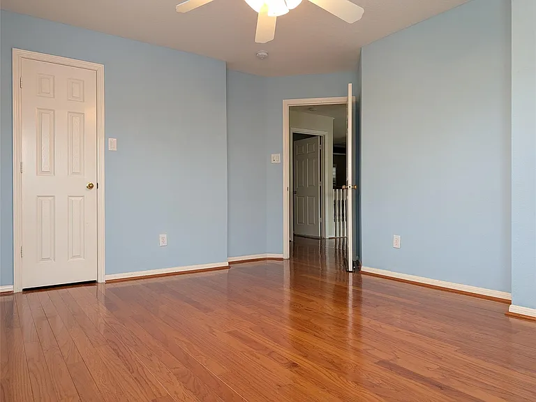 6018 Briar Hill Ct — Photo 13