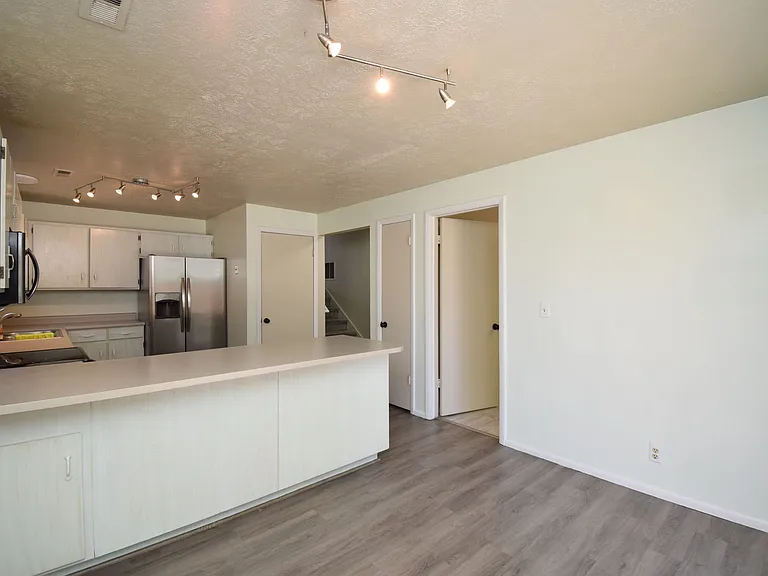 1885 E Jeremy Ct — Photo 20