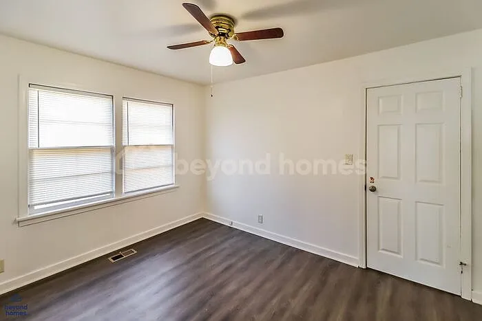 865 Westwood Rd — Photo 8