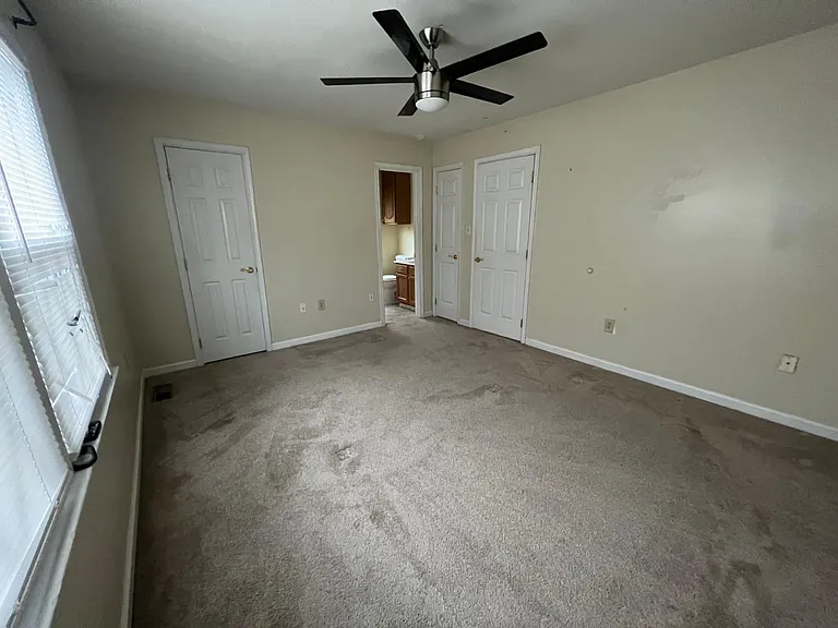20 Stadium Cir #1 — Photo 16