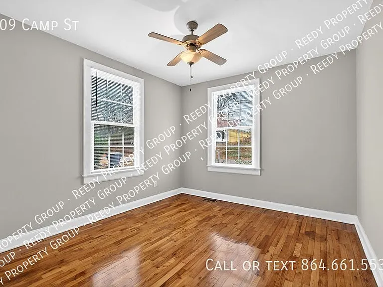 109 Camp St — Photo 16