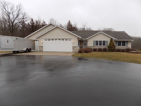 Aluminum Siding with Stone