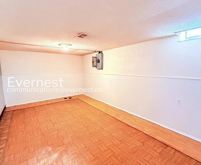 4224 Frazho Rd — Photo 21