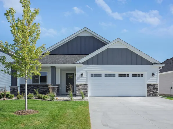 15227 Vicuna St, Ramsey, MN 55303