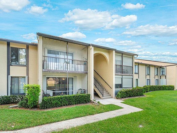 2nd image of 813 Sky Pine Way #H1
