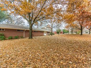 1101 N Hill St, Van Alstyne, TX 75495