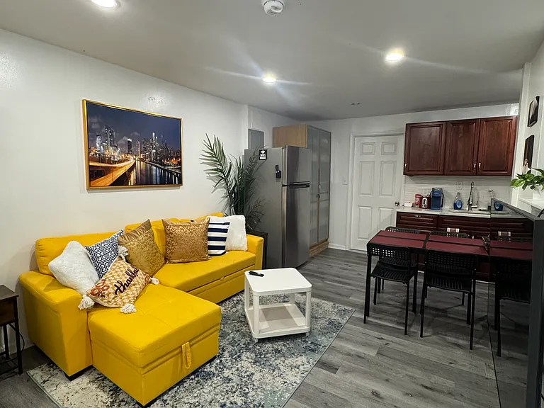 1700 E Passyunk Ave E #2C — Photo 1
