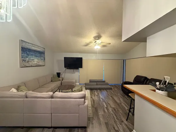 14770 Eagle Ridge Dr APT 208, Fort Myers, FL 33912
