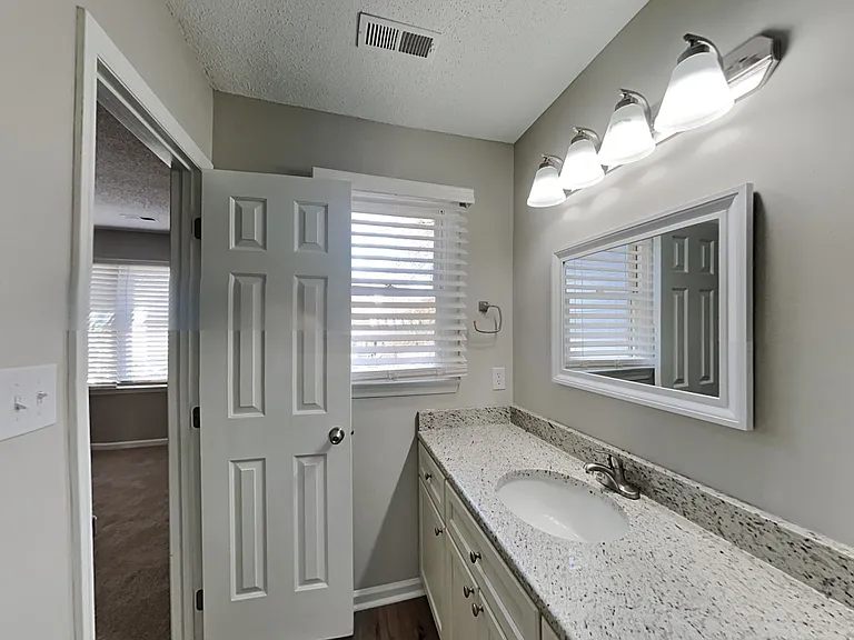 3617 Abercromby Dr — Photo 11