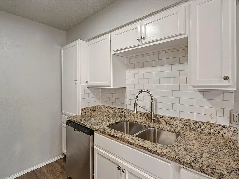 143 Allencrest Dr #A — Photo 14