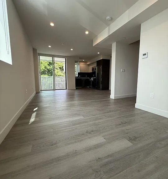132 Rosemont Ave #301 — Photo 8