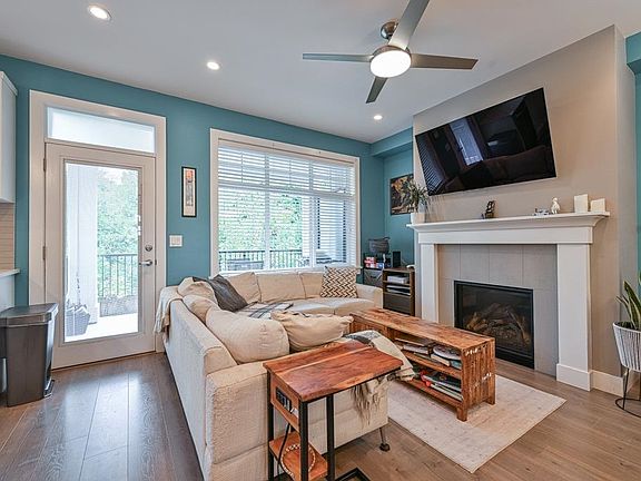 4th image of 7419 Preston Blvd