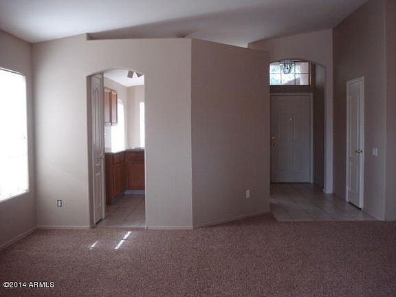 2nd image of 534 W Bluefield Ave