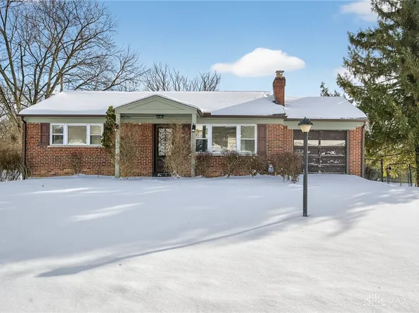 2106 Forestlake Dr, Cincinnati, OH 45244