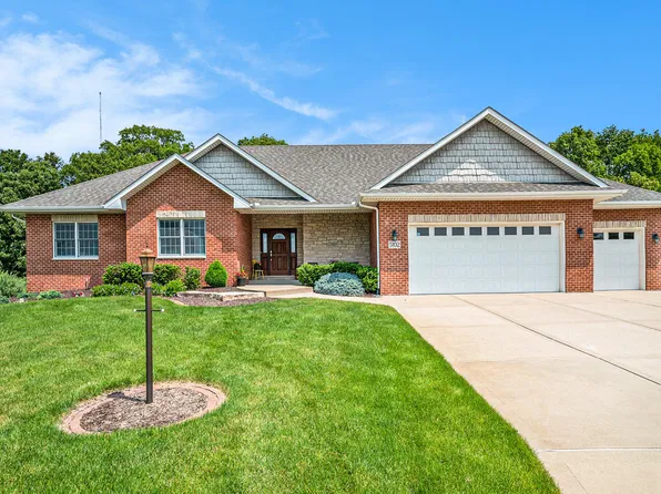 5102 W 152nd Ct, Crown Pt, IN 46307