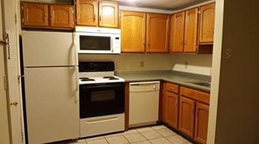 2nd image of 19 Church St APT A3
