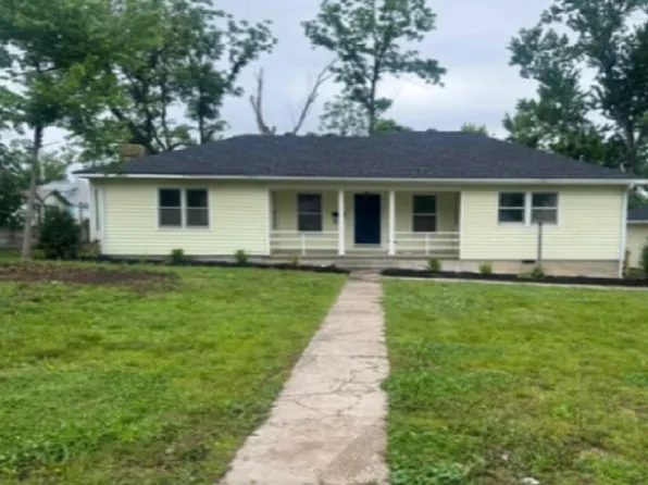 710 S 6th St, Rogers, AR 72756