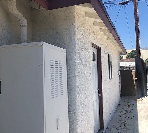 5th image of 627 E Ralston St