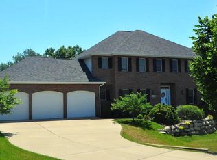 4627 Sunburst Dr, Deforest, WI 53532