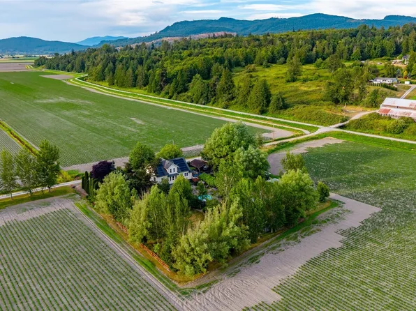21895 Cedardale Road, Mount Vernon, WA 98274