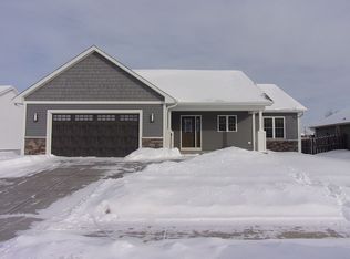 8500 Majestic Hills Dr, Sturtevant, WI 53177