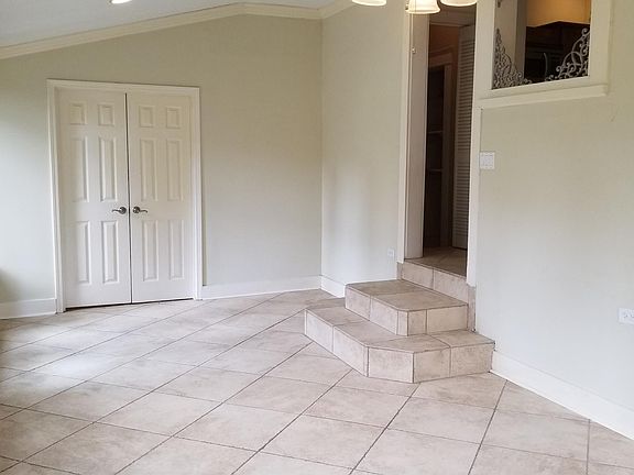 Sunroom with Breakfast Nook