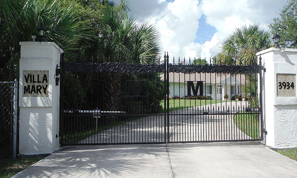 1st image of 3934 Tropicaire Blvd