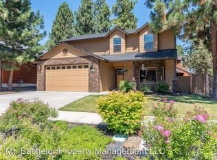 19796 Astro Pl, Bend, OR 97702