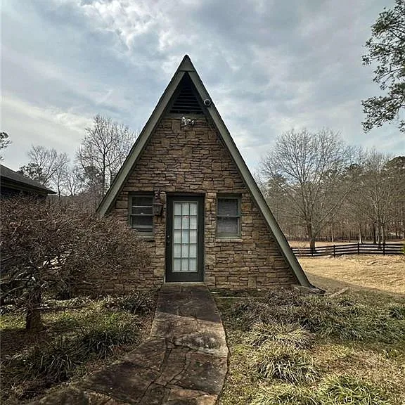 4984 Donald Dr — Photo 1