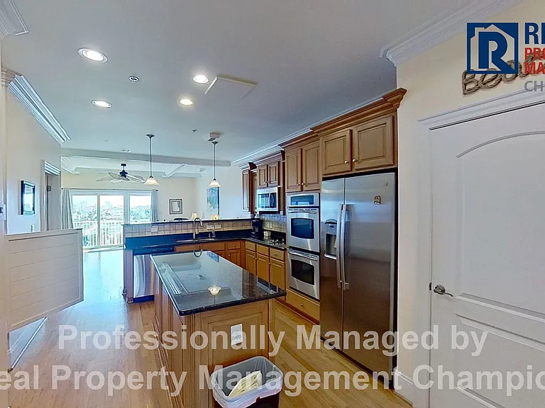 307 N Lake Park Blvd #202 — Photo 7