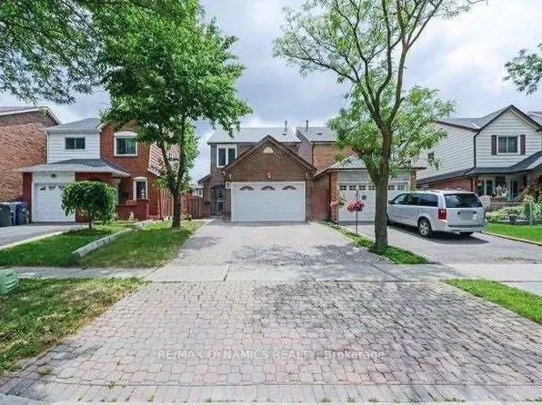 7 Slater Cir, Brampton, ON L6X 2S7