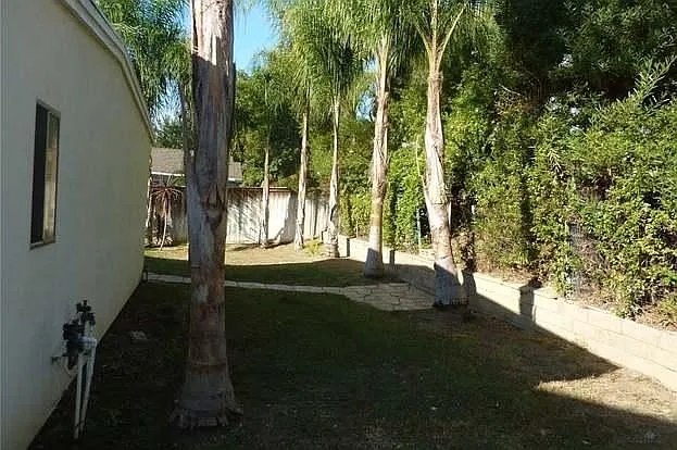 25911 Spruce Ln — Photo 18