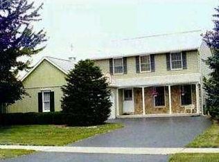 6714 Denbridge Dr, Sylvania, OH 43560