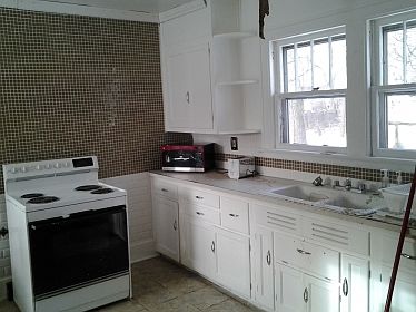 1st image of 199 Graves Ave