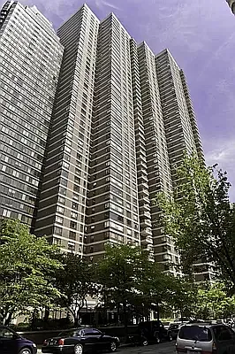 Sold by Compass | media 20