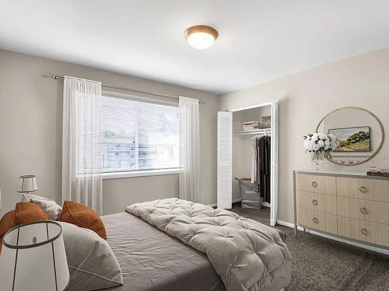 Briarwood Place Apartment Homes — Photo 3